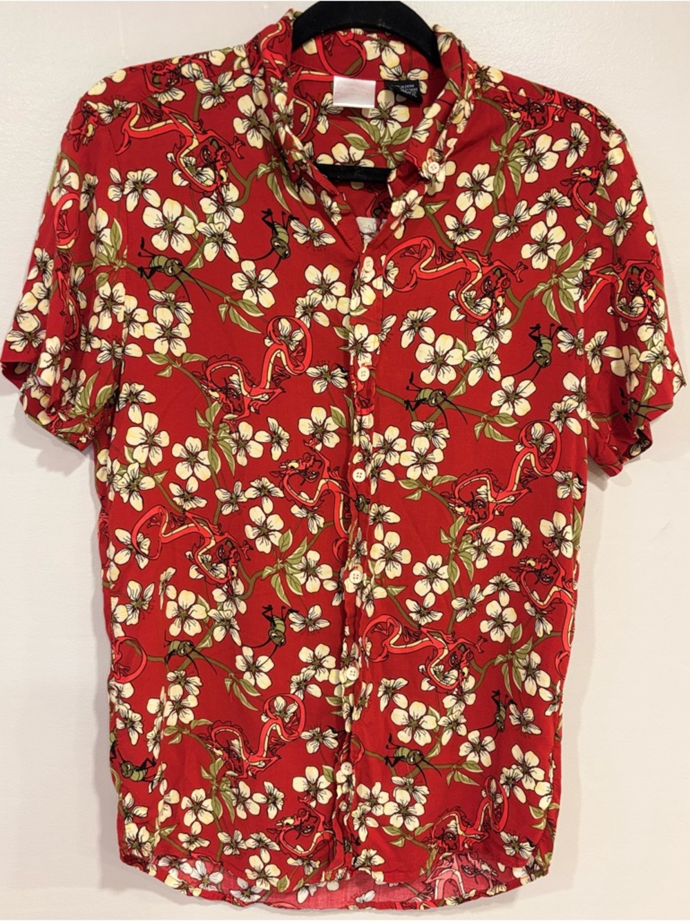 Disney Mulan Mushu & Cri-Kee Woven Button-Up BoxLunch Exclusive Unisex Sz Small - Picture 1 of 6
